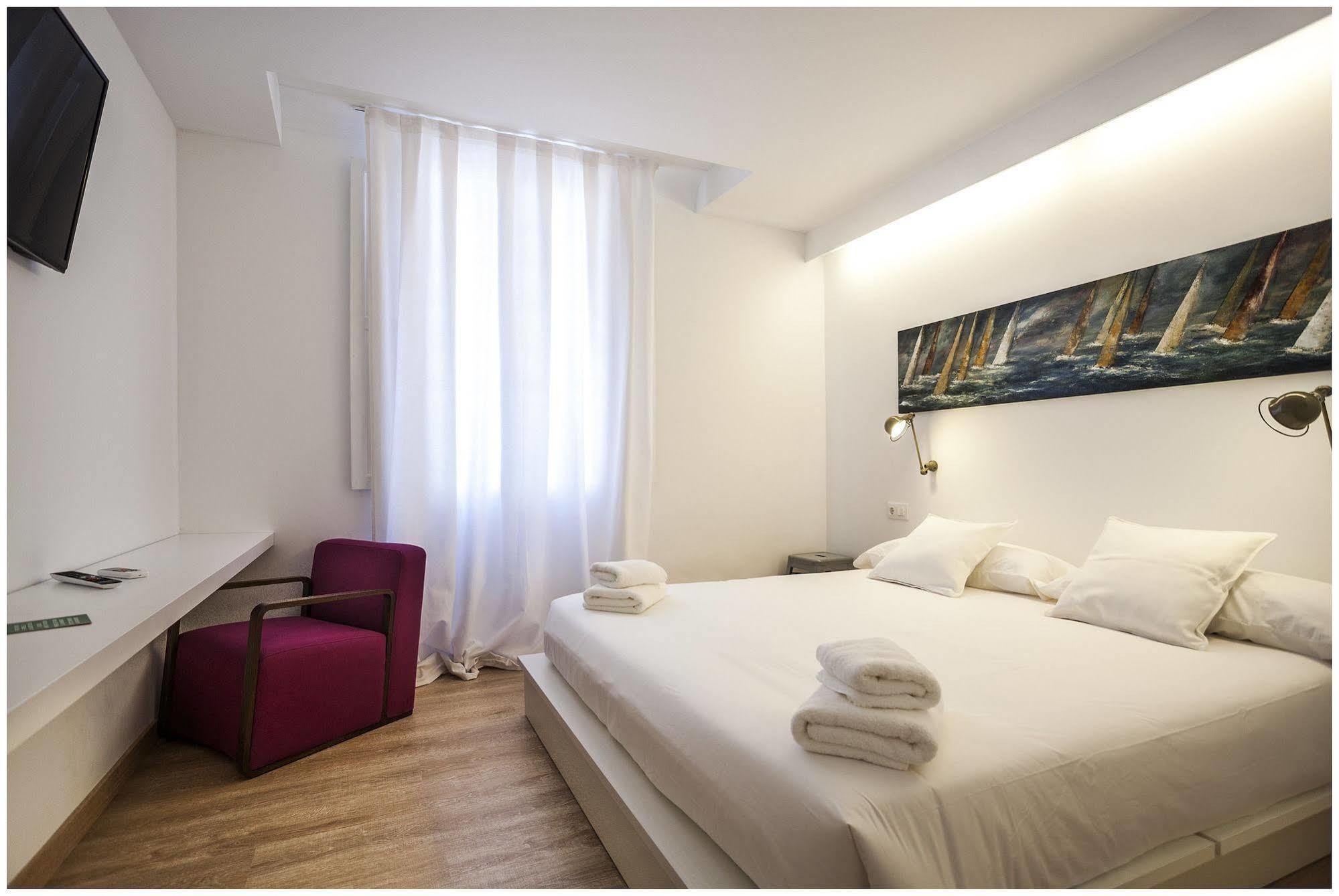 Cheap & Chic Hotel Ciutadella (Menorca) Exterior foto